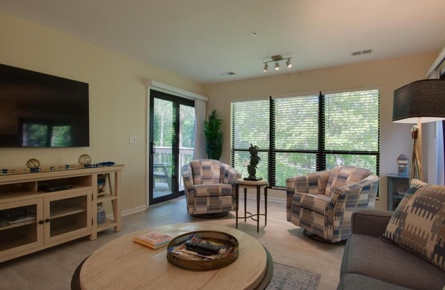 Spacious Condo in the Heart of Hilton Head