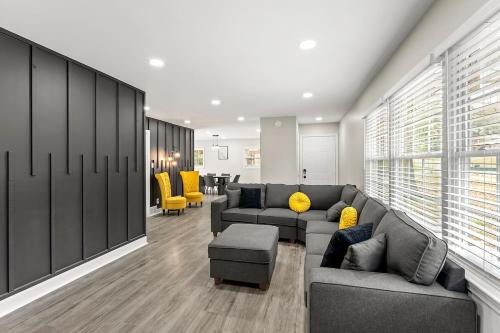 Spacious Family-Friendly Retreat in Atlanta