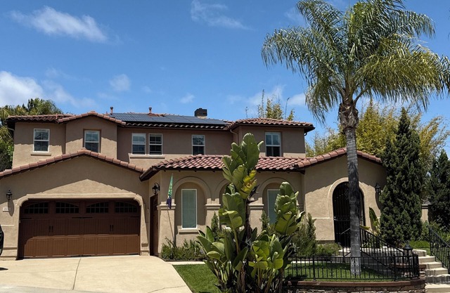 Amplia casa familiar con vista, cerca de la playa, Legoland, Del Mar Races.