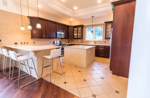 Spacious high-end house in State College, PA