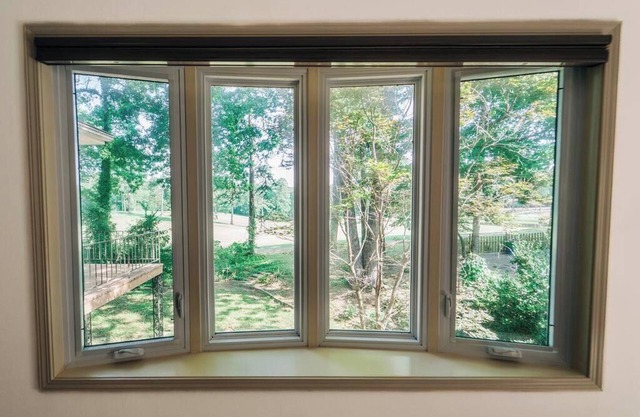 Spacious Home on the 18th Fairway at Desoto Golf Course