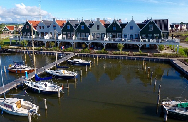 Espaciosa casa de vacaciones en Markermeer