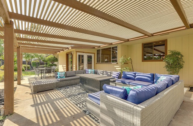 Spacious Home - 6 Mi to Downtown Fresno!