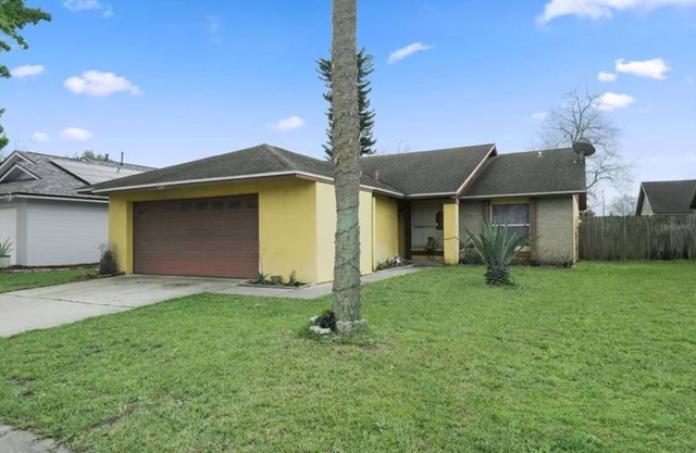Spacious Home Near Disney & Universal – Great Location & Amenities