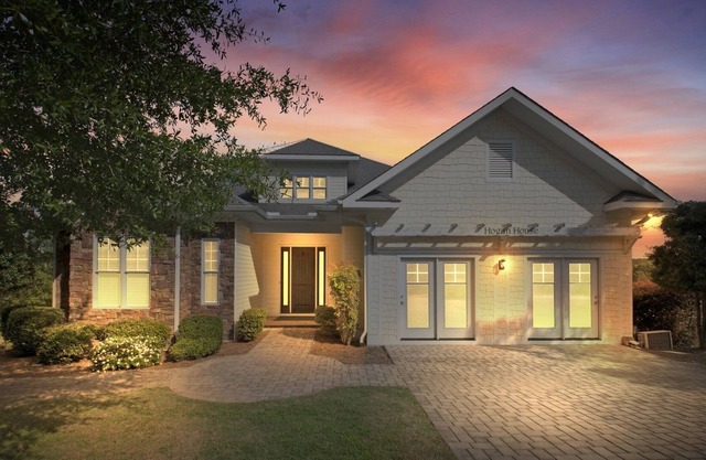 Spacious Home with 4 Master Suites in Quiet Community by RedAwning