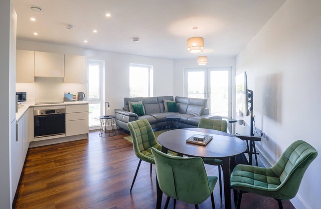 Apartamento-Baño privado-Vista a la Calle