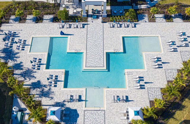 Spacious Modern Condo with Pool Table, Rooftop Terrace and Large Loft. Reunion Resort Water Park Access near Disney at Spectrum Resort Orlando by Rentyl - B45 #237