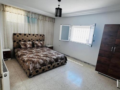 Spacious & Peaceful 2 Bedroom Apartment 200m from Beach Monastir