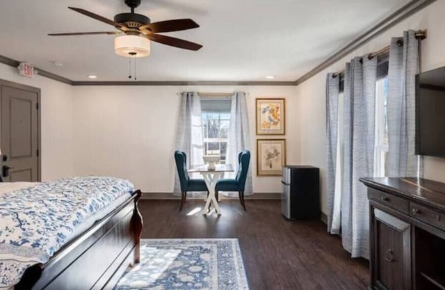 Spacious Penthouse on Historic Main w/River Views!