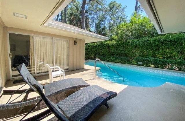 Spacious & pet-friendly 4-Bdrm home w/ Private Pool, just steps to Beach