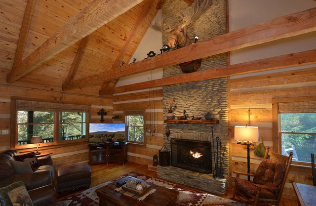 20% de descuento - Moose Creek Lodge – Impresionante lujo rústico - Minutos a Boone