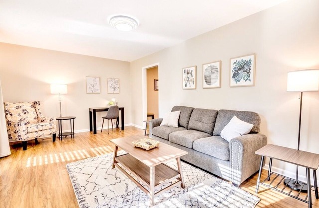 Spacious Retreat Near Lake Hartwell, Clemson & Greenville!