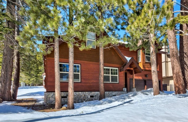 Upgrade Tahoe Chalet 4 Habitaciones / 3 Baños