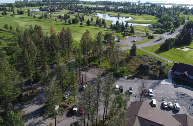 Spacious Townhome w/ 4 King Suites near Clubhouse