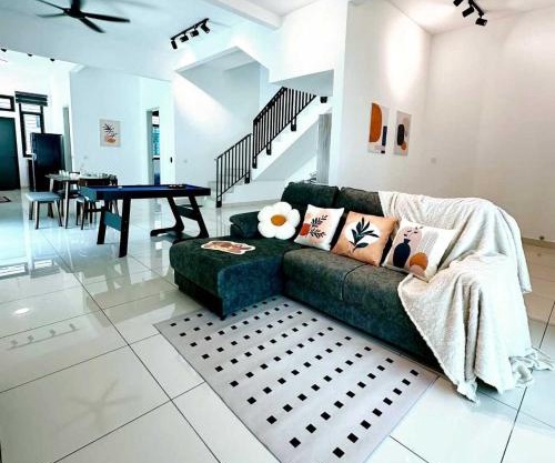 SpaciousFun4BR Home 9Pax 3Bath Snooker ALMA