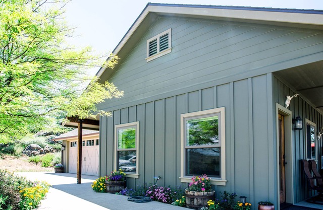 Retiro con vista al lago en la región vinícola de Ramona