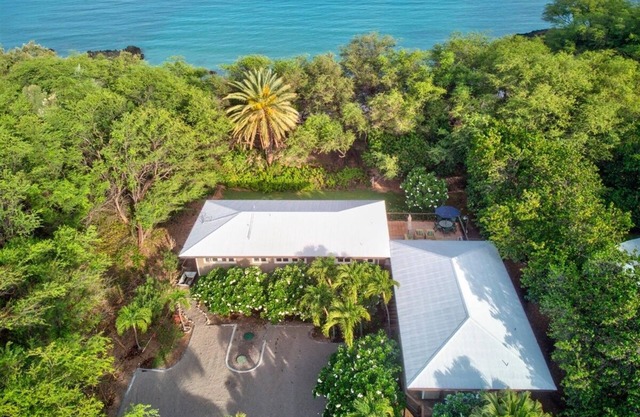 Justo en la bahía de Waialea! Playa de arena blanca: perfecta para familias