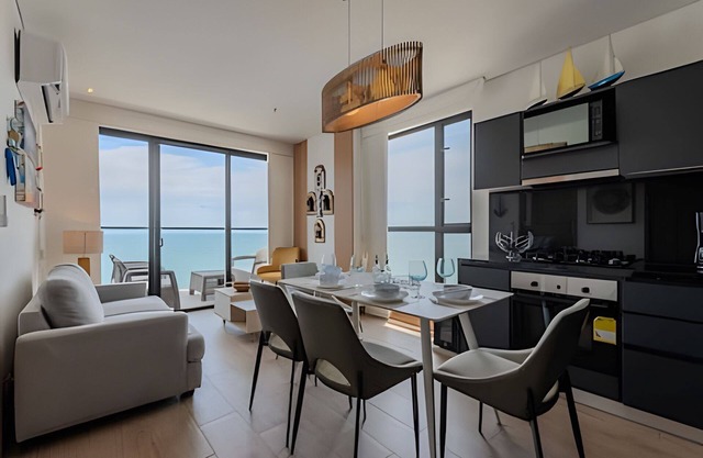 Espectacular Vista al Mar and Historic Center 2BR