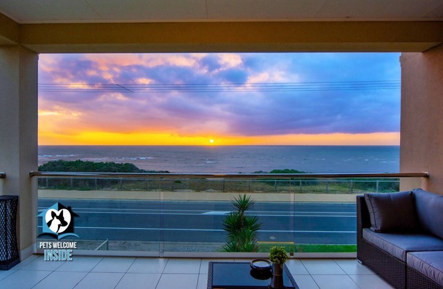 Espectacular Esplanade 4BR Contemporáneo con WiFi