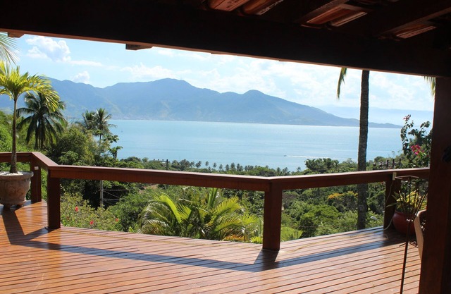 ¡Vista espectacular! ¡Rustica Chique Ilhabela!