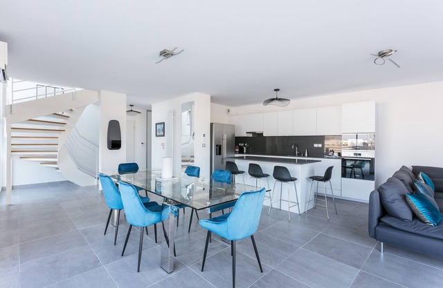 Espléndido dúplex T4 en los tejados con impresionantes vistas.