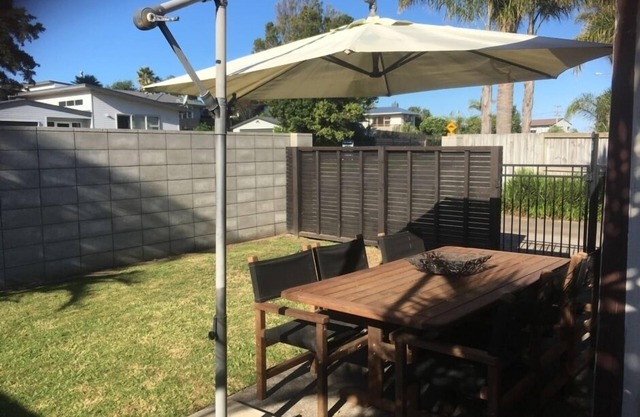 Springtide Bach en el monte