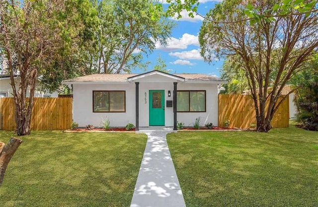 St Pete Gem Near the Beach