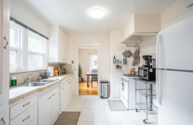 Stanford & Close to Everything!