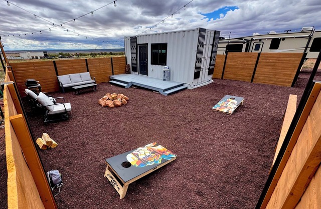 The Galactic Gateway- Star Wars Stay Near Zion