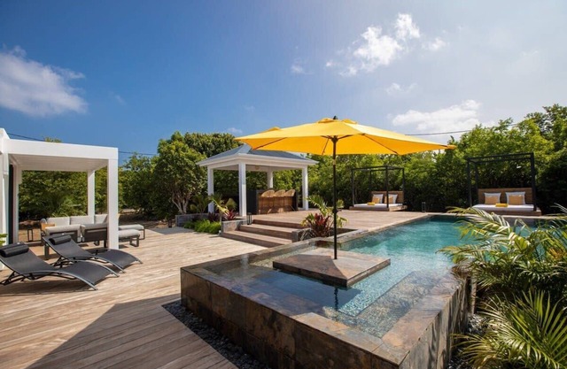 Starry Night - Newly renovated Two bedroom villa on the French side of St Martin