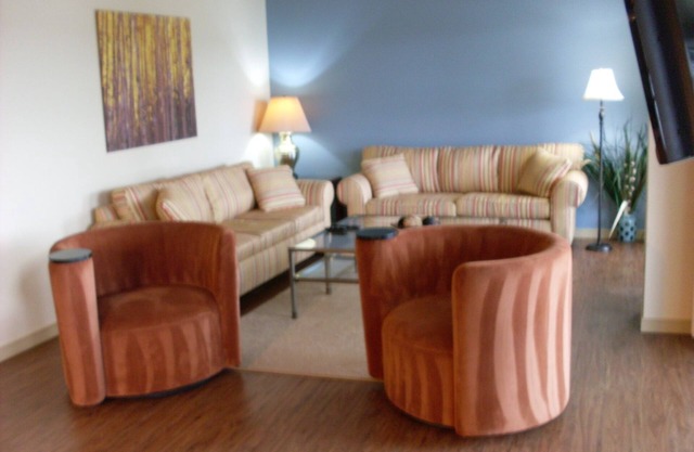 The Staterooms 2R, Waterside View, piscina climatizada, cerca de Holland State Park Beach