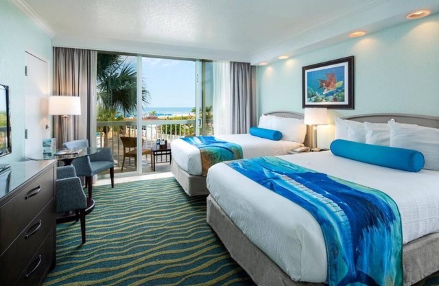 Stay at RumFish Beach: 4 Balcony Rooms Near Tropicana Field & Aquatic Preserve