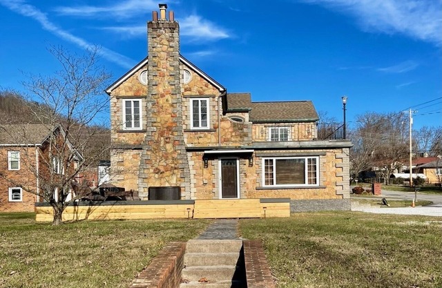 Stay at the Rock, Ride the Blue!