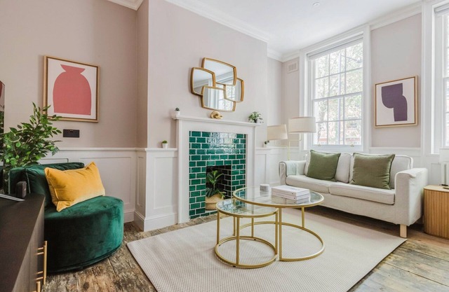 Stellar Wapping 2BR, 2 min from Shadwell Station, by Blueground