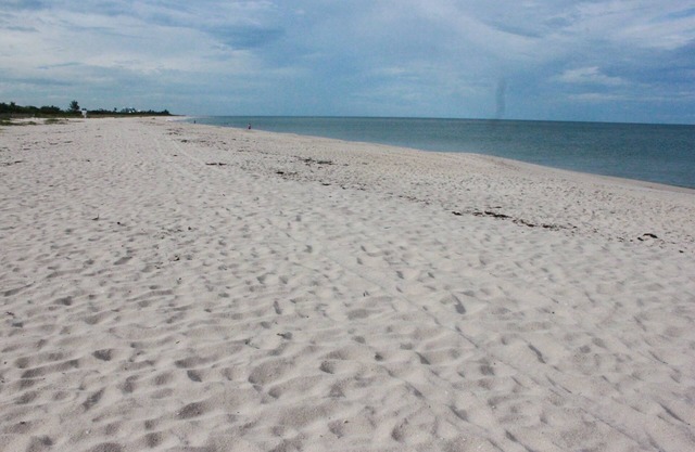 A pocos pasos de la playa, su retiro Vero Beach espera!