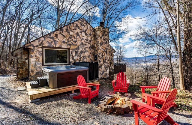 Stone Cabin with Amazing Views, Hot Tub, Fire Pit and Game Room Perfect for Your Gerrardstown, WV Getaway