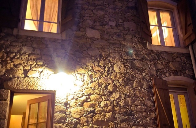 casa de piedra de caratère