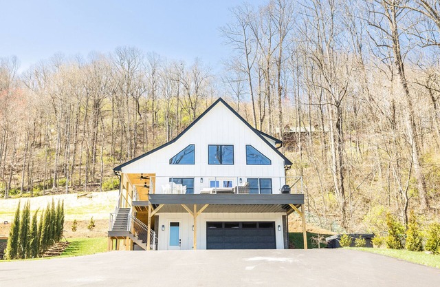 Stoney Mountain View’s One