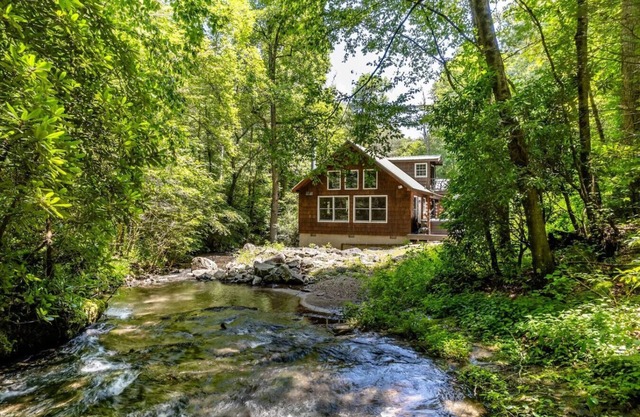 Storybook Waterfall Cottage | Hot Tub | Pets