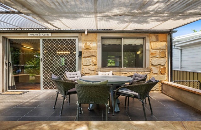 Free Night Stay this Winter-> pet friendly