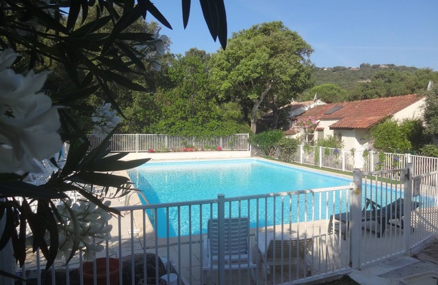 Estudio 2 personas en residencia con piscina en Porto-Vecchio