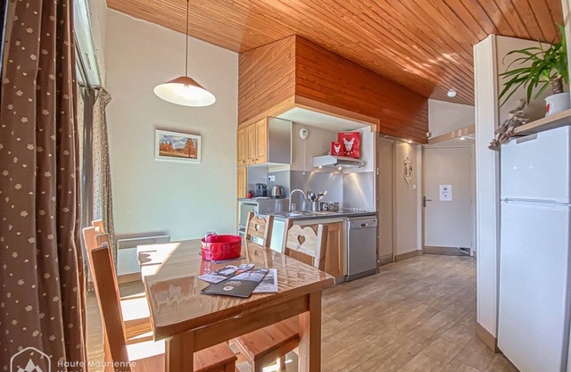 Estudio 4 pers, terraza sur, WiFi, admite mascotas