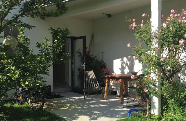 Apartamento estudio 'Gartenstudio Peony' con vistas a la montaña, terraza privada y Wi-Fi