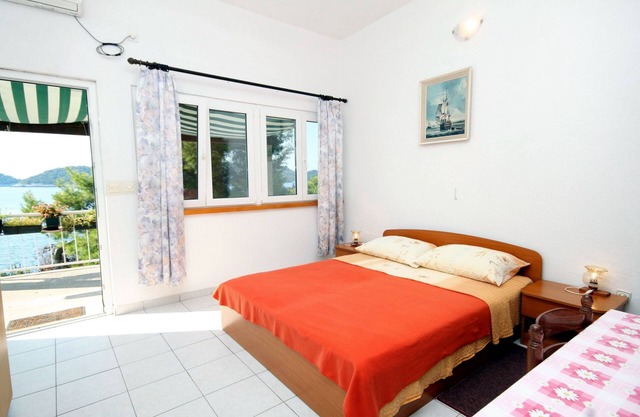 Apartamento-estudio en la playa Ubli, Lastovo (AS-8354-a)