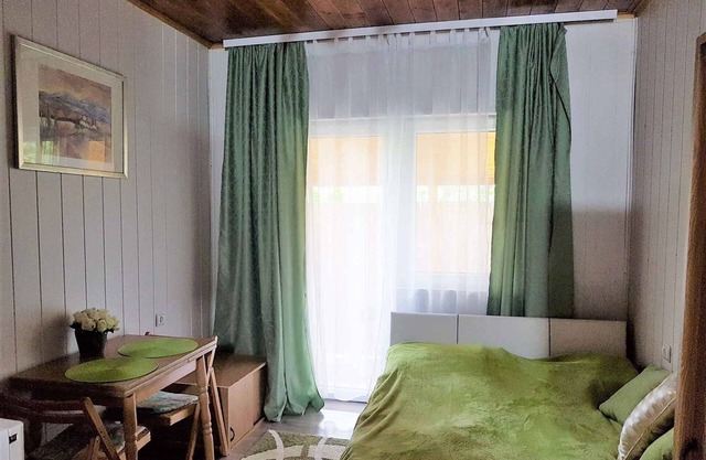 Casa vacacional Cerca de la playa con muebles modernos.