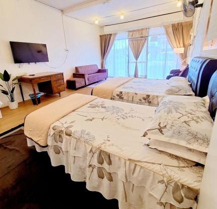 Studio Room Bourgenvilla Jalan Budiman Batu Burok KTrg