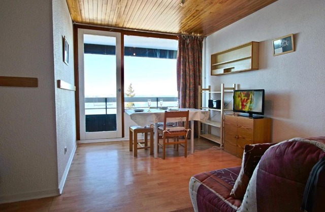 Studio spacieux 2 pers proche pistes, balcon, baignoire - FR-1-340-18