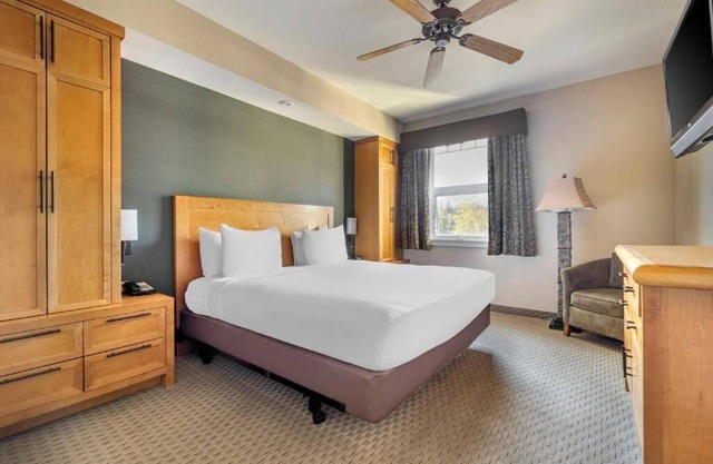 STUDIO STANDAR LAKE VIEW @Hilton Vacation Club Lake Tahoe Resort South