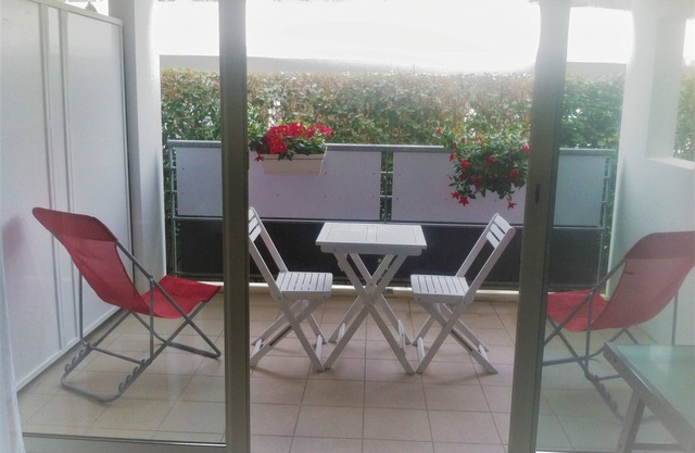 STUDIO + TERRACE 8 m² SO center ANGLET - plages