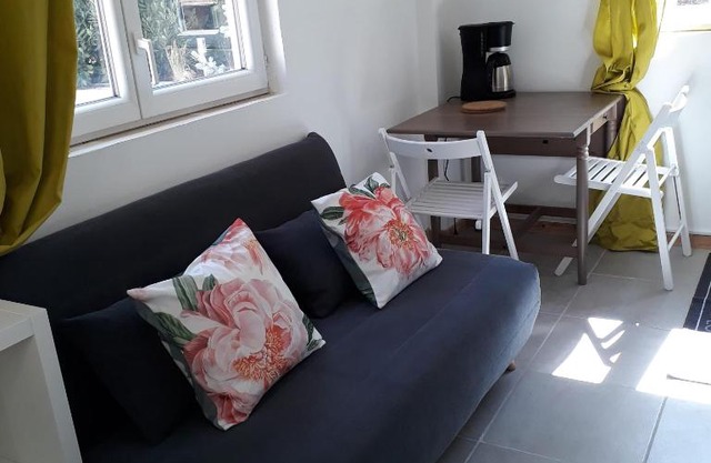 Studio tout équipé au calme